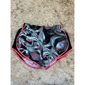 Women’s Nike Dri Fit Tempo Running Shorts